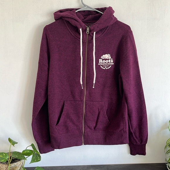 Roots burgandy full zip hoody in size medium. - Picture 1 of 5